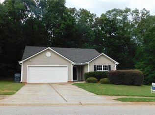 105 Sampson Ct, Covington, GA 30016
