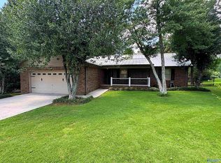 817 Crestview Dr, Madison, AL 35758