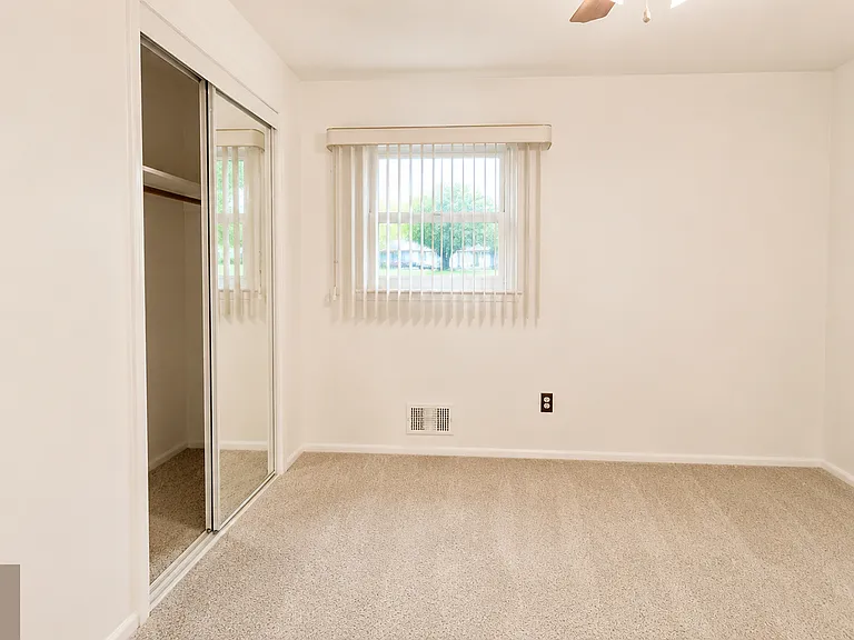55 Galway Dr — Photo 7