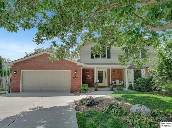 7221 Braumfield Cir, Lincoln, NE 68516