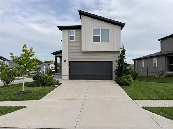 13303 W 180th Ter, Overland Park, KS 66013