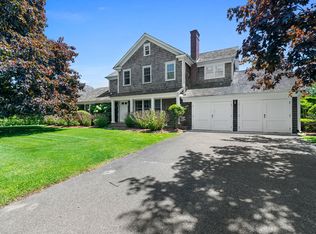 125 Hildreth Ave, Bridgehampton, NY 11932