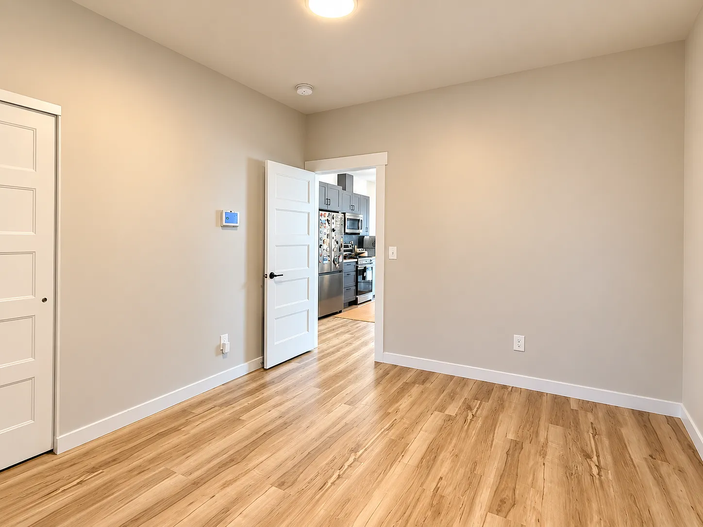 3 bed, 1494 sqft, $850 — Photo 2