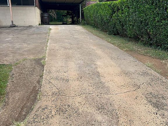 4th image of 357 Konahea St #18