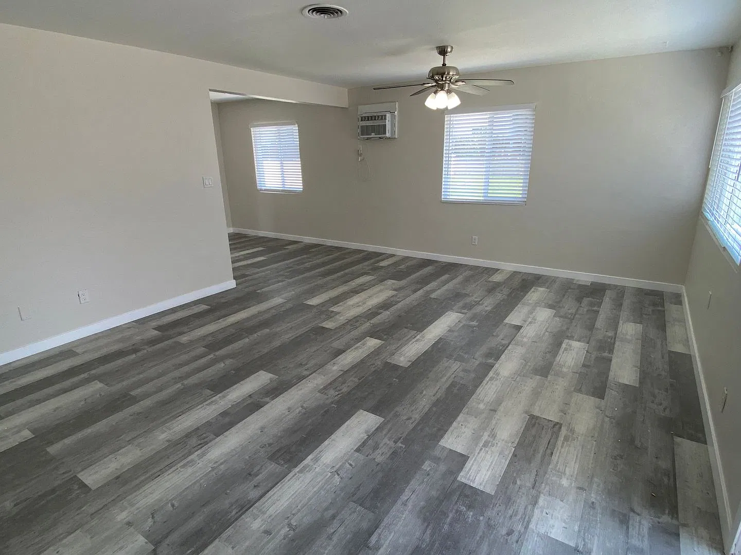 Amazing Home Large Lot — Photo 3