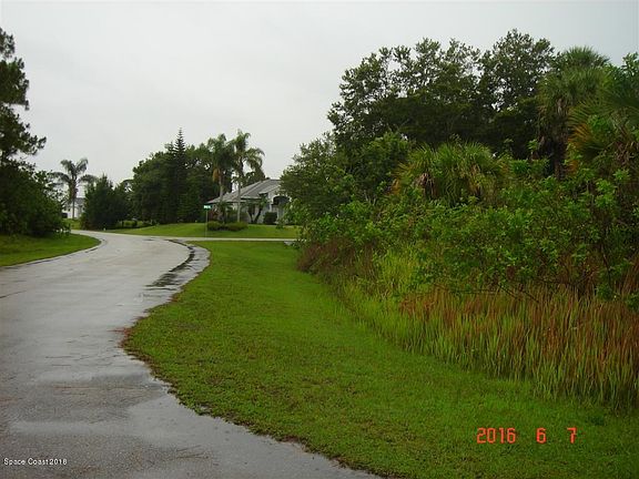 2nd image of 2900 Palisades Dr SE