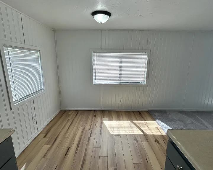 142 Jack St — Photo 4