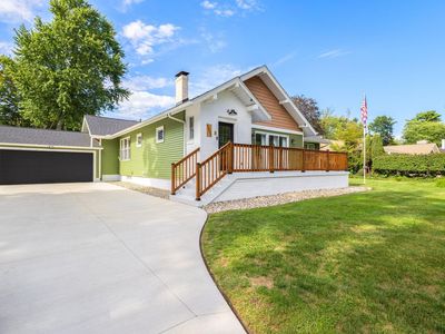 1502 Greenleaf Blvd, Elkhart, IN, 46514