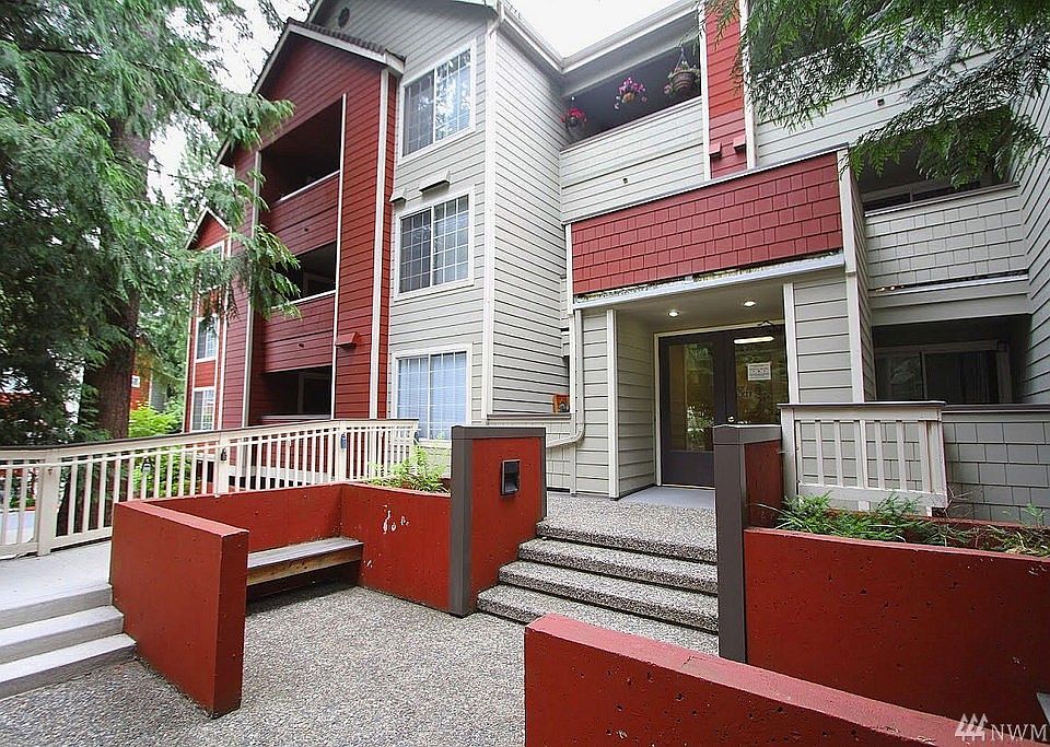 1st image of 15433 Country Club Dr Unit F101
