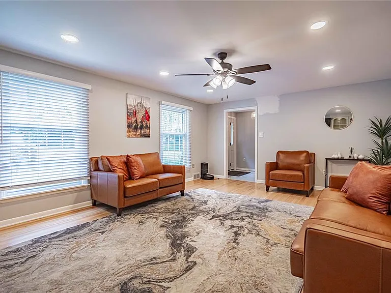 285 Bridle Path Rd — Photo 12