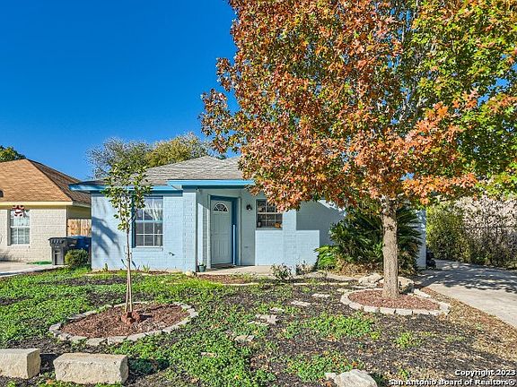 2nd image of 3419 ARAGON DR