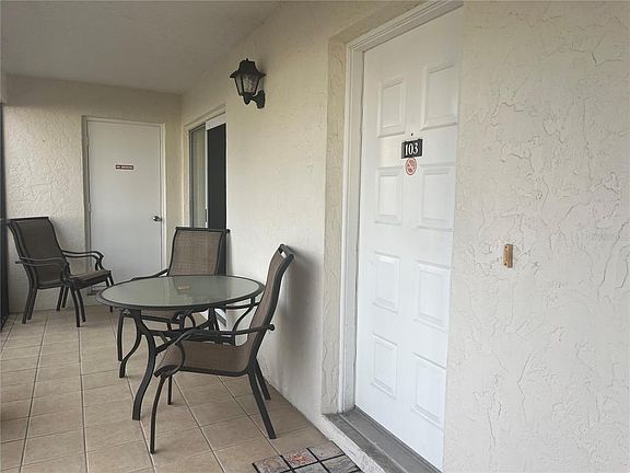 3rd image of 1531 Placida Rd Unit 10-103