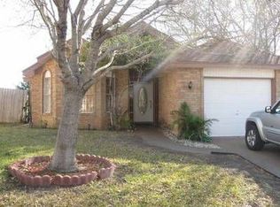 8621 Oakridge Loop, Laredo, TX 78045