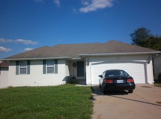 1722 S Eastland St, Springfield, MO 65802