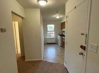 819 Cedar Ln APT B, Teaneck, NJ 07666