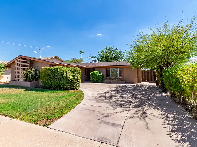 8749 E Starlight Way — Photo 1