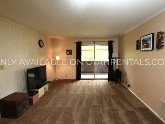 2nd image of 258 W Garden Park