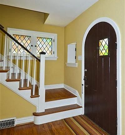 2nd image of 8019 Gannon Ave