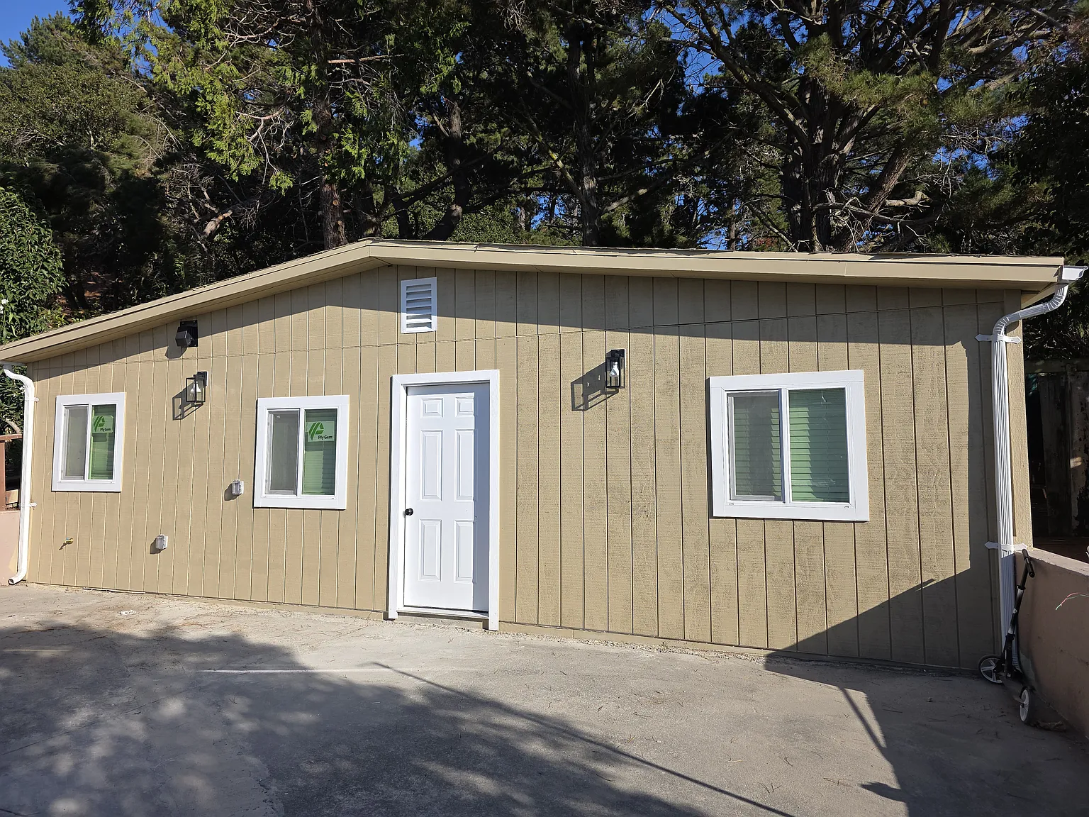 1 bed, 400 sqft, $1,400 — Photo 2