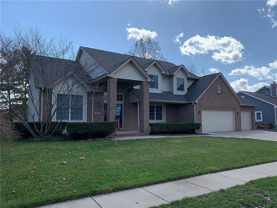 2nd image of 923 Lapwing Dr