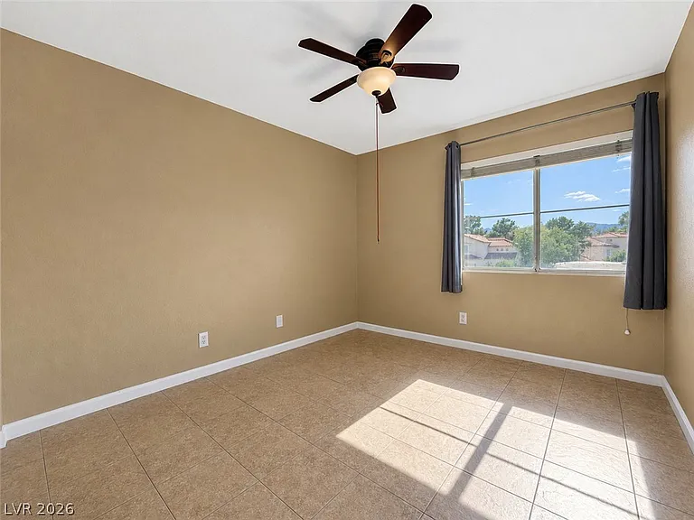 1436 Country Hollow Dr — Photo 19