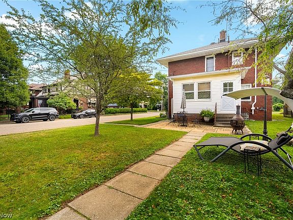 5th image of 1523 Fulton Rd NW