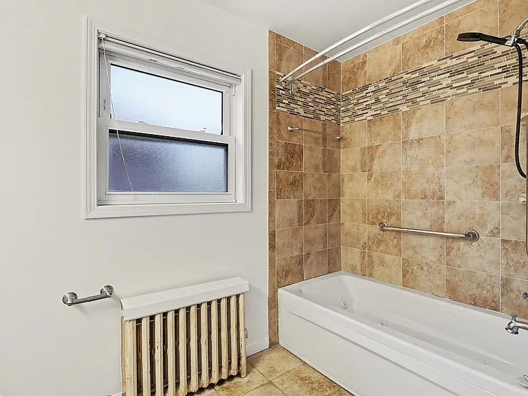 5959 Newport St — Photo 12