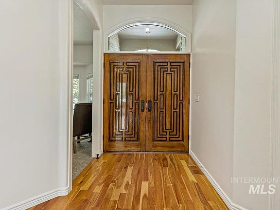 5th image of 2672 E Aspenwood Ct