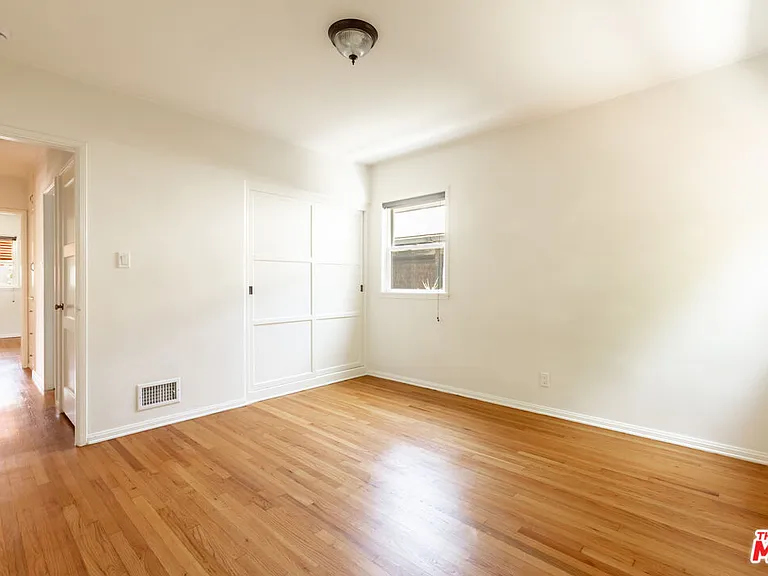 2955 Berkeley Ave — Photo 7