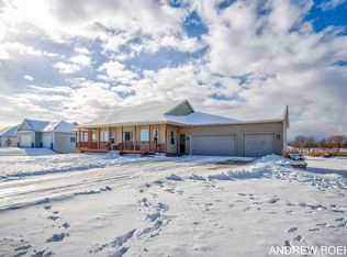 2521 Air Park Dr, Zeeland, MI 49464
