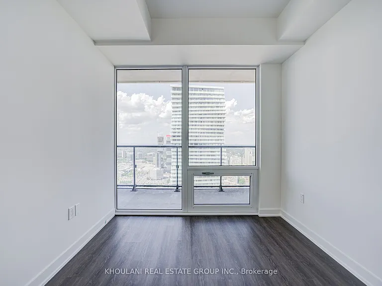 448 Burnhamthorpe Rd W #4906 — Photo 15