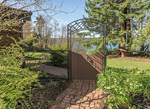 entry gate
