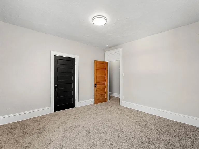 226 East End Avenue — Photo 32