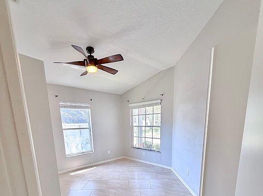 5th image of 839 W Sunbird Path
