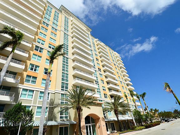 3rd image of 625 Casa Loma Blvd Unit 901