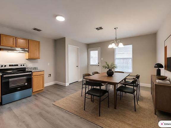 4th image of 203 Maned Dr