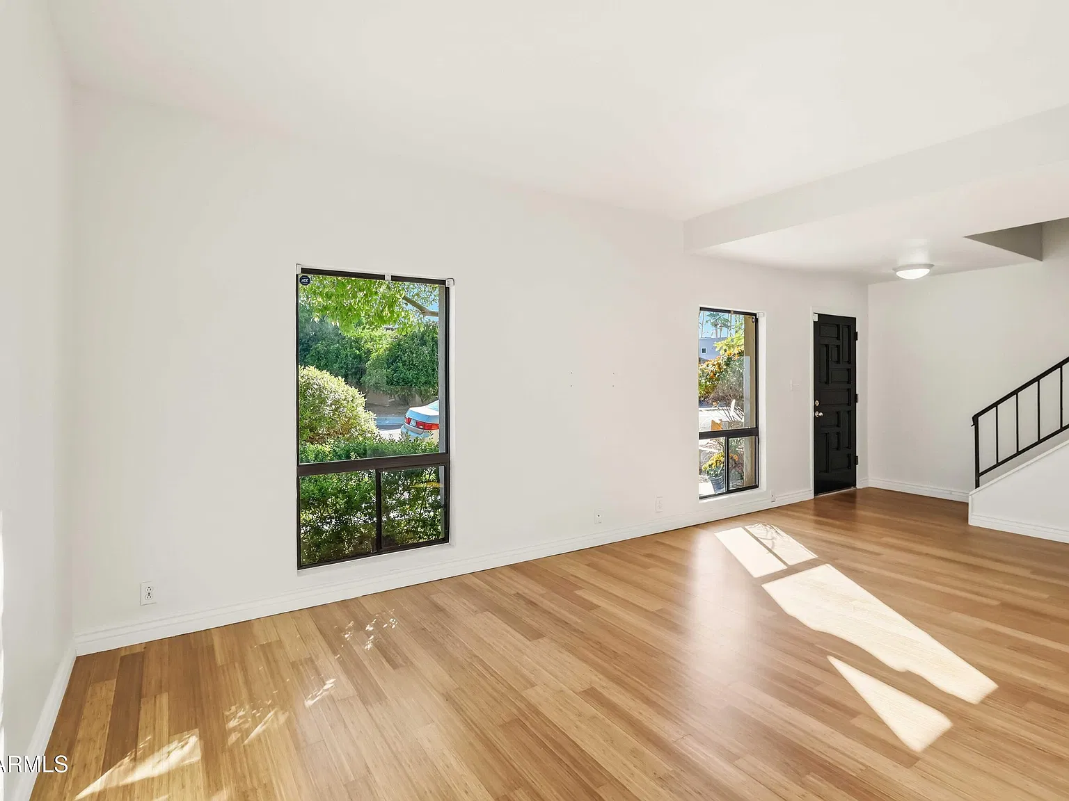 2 bed, 2.5 bath, 1145 sqft, $2,250 — Photo 2
