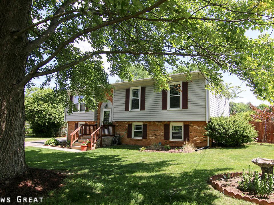 1st image of 3922 Adair Cir