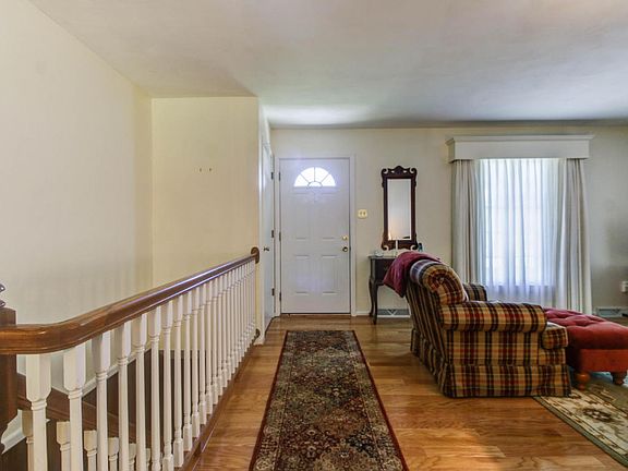 5th image of 4023 Kentland Dr