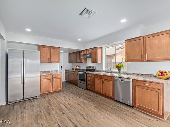 3rd image of 2705 E CORRINE Drive