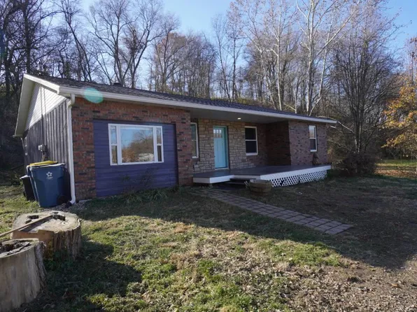 99 S Mulberry Rd, Collinsville, IL 62234