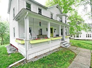 3500 Rosendale Rd, Niskayuna, NY 12309