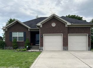 149 Mud Hen Dr, Shepherdsville, KY 40165