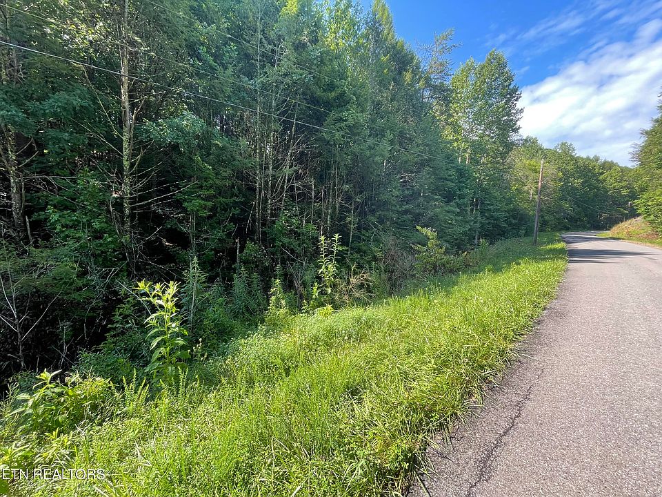 1st image of 3 Point Rd #8-9