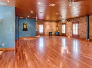 217 4th St #2, Ashland, OR 97520