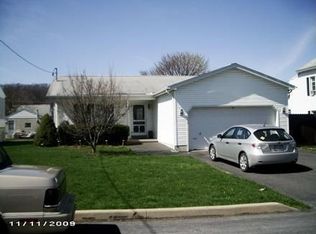 608 Maple Ave, Lewistown, PA 17044