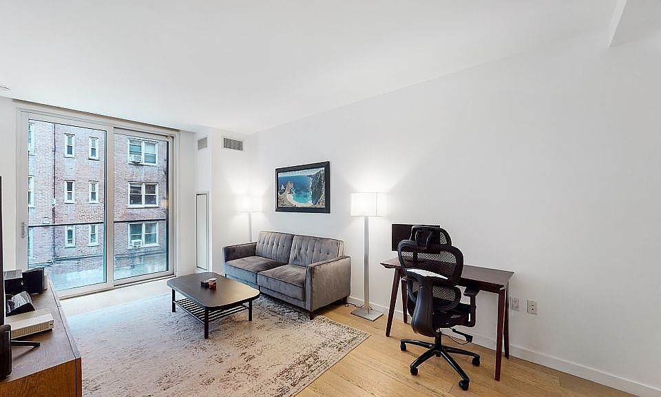 1st image of 337 E 62nd St APT 2D