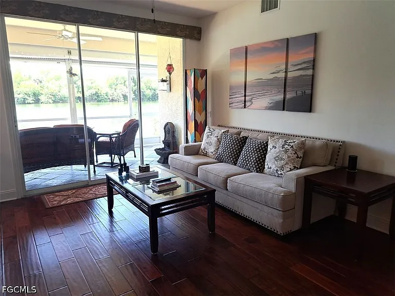 11271 Tamarind Cay Ln #1603 — Photo 7