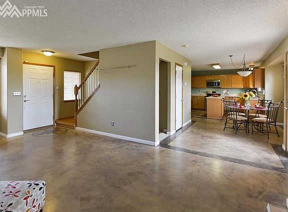 5th image of 7225 Moss Bluff Ct