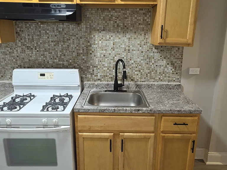 2434 Druid Park Dr — Photo 6